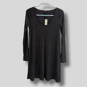 Express NWT Women’s V-Neck Long Sleeve Dress Heathered Black Sz M RTV $50